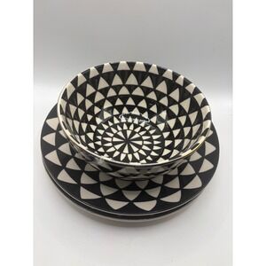 Thyme & Table Stoneware 3 Piece Set Black White Geometric Triangle Bowl Plates